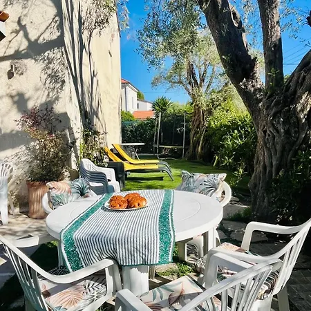 Exclusive 80 Sqm With Private Garden And Terrace On The Cap D Antibes, 300 Mt From Sandy De La Salis *
